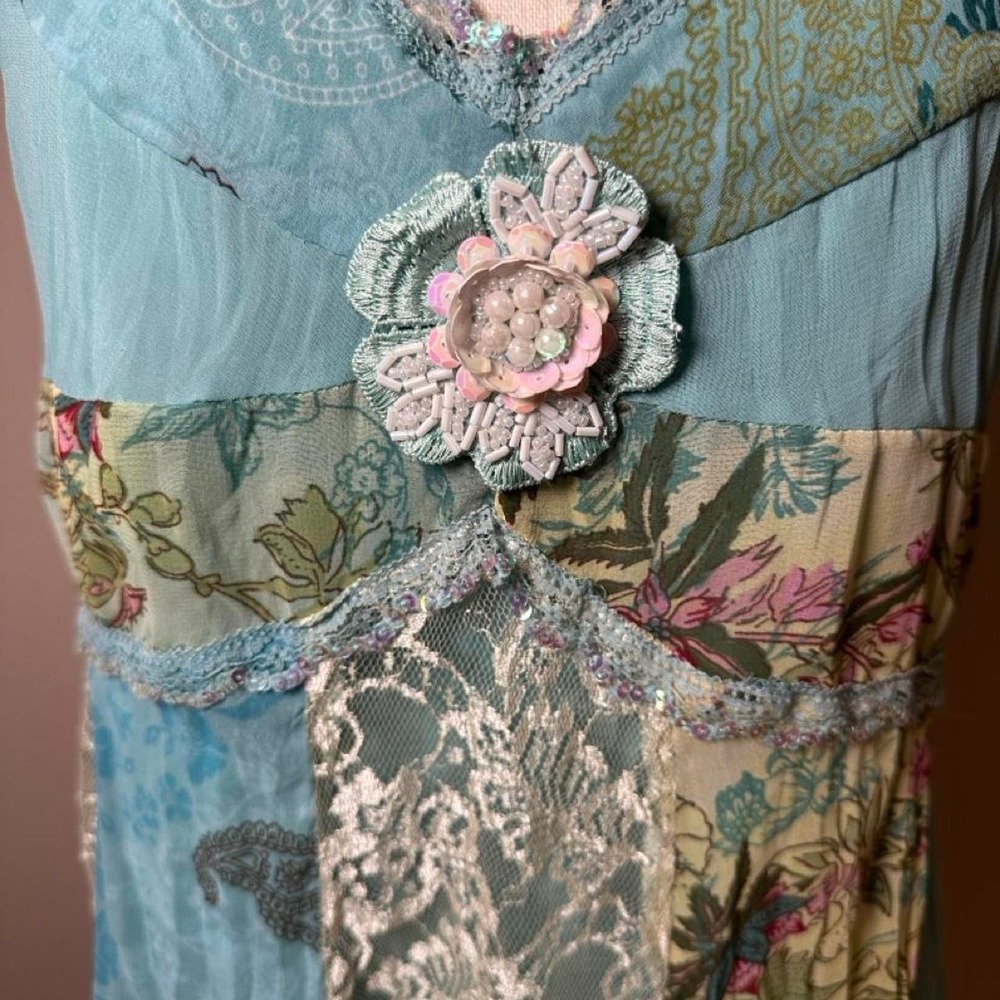 Fairy Blue floral patchwork dress with lace trim and beaded flower detail - Picture 2 of 7